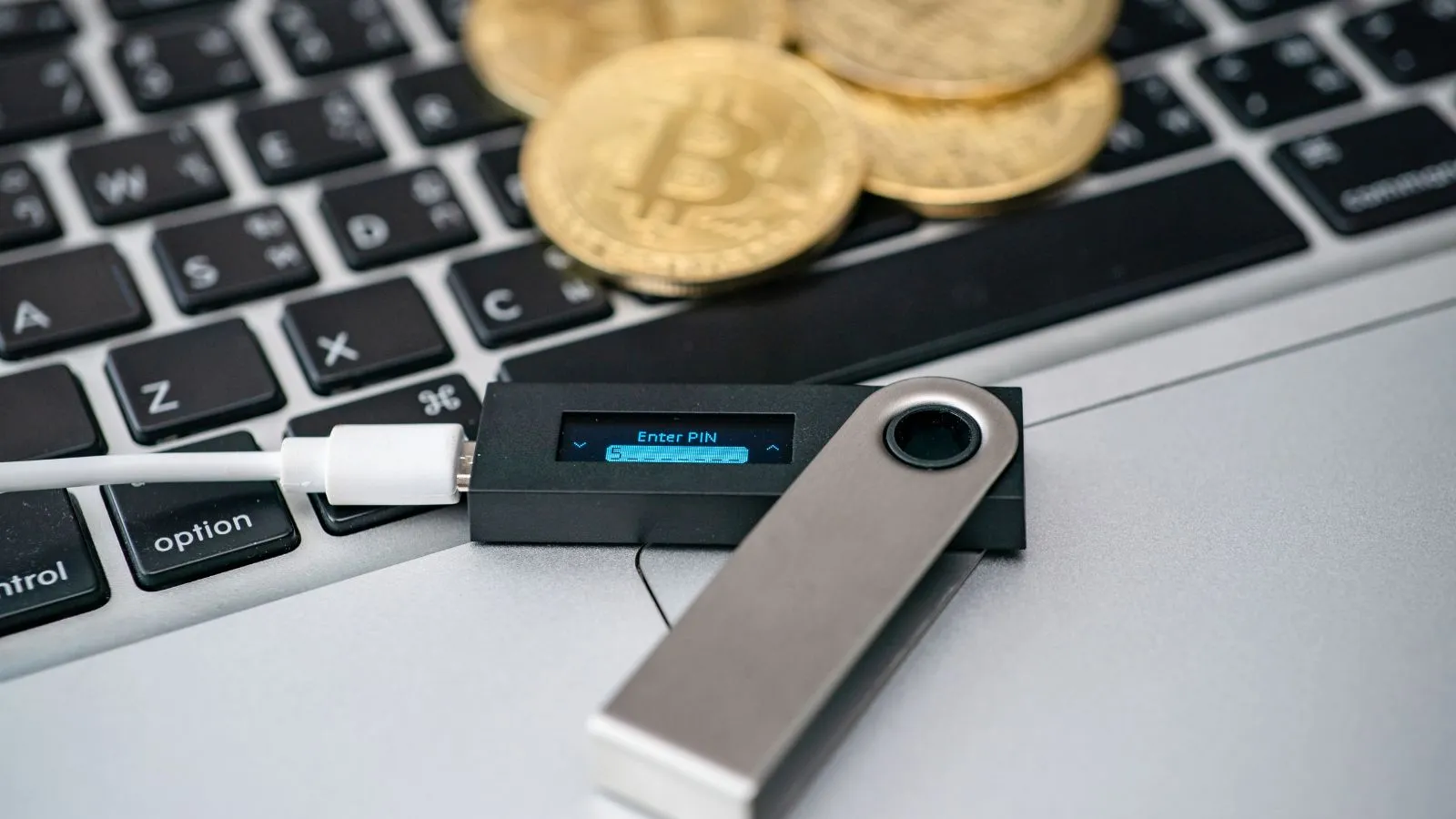 Hardware Wallets Explained, Reviewed and Compared